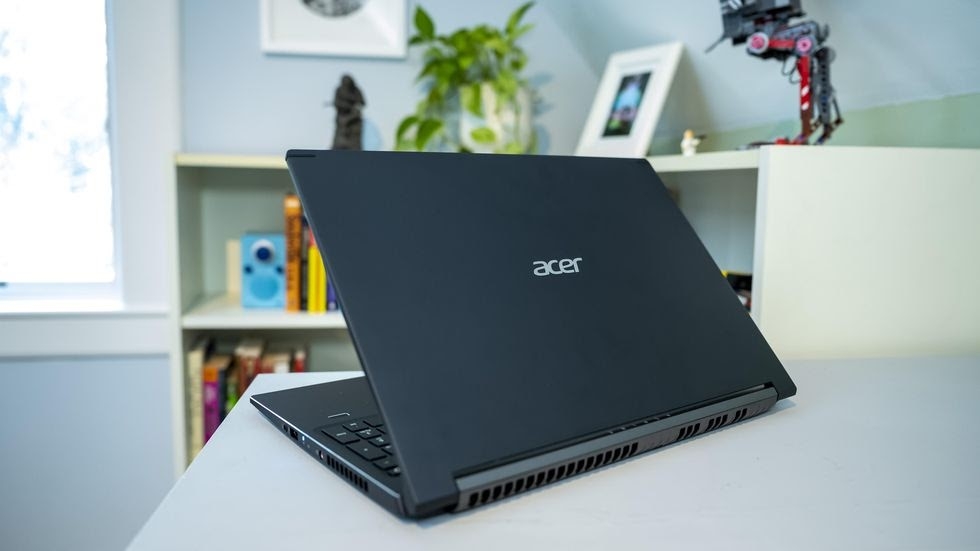 Acer Aspire 7 A715-41G-R8KQ