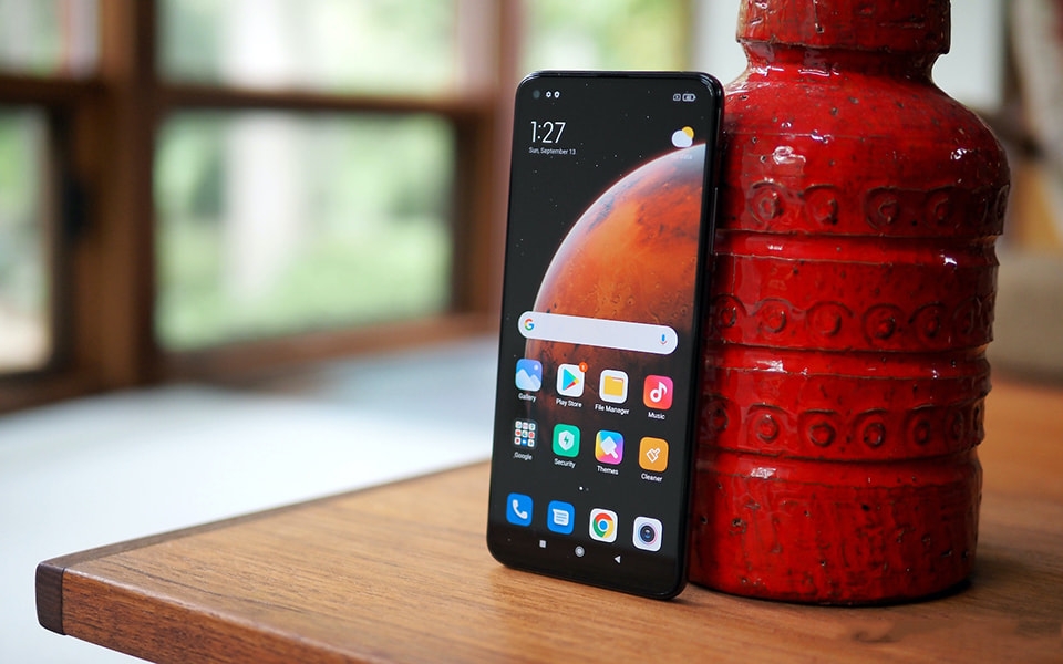 So sánh Pin Xiaomi Mi 10T Pro và Xiaomi Mi 10 Ultra So sánh Pin Xiaomi Mi 10T Pro và Xiaomi Mi 10 Ultra