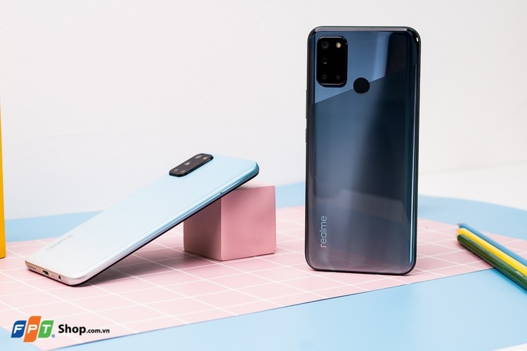 Hình thức Realme 7i