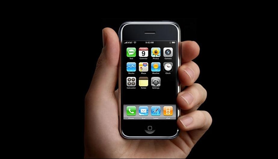 Các thế hệ iPhone 01