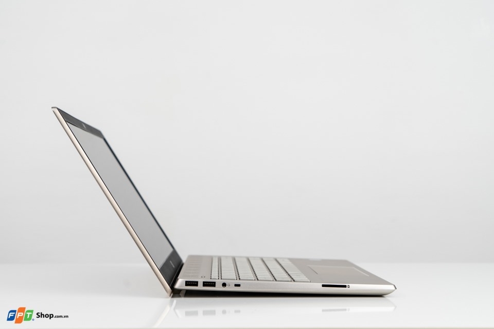 4 mẫu laptop cho học sinh, sinh viên nổi bật nhất trong mùa mua sắm cuối năm nay 6