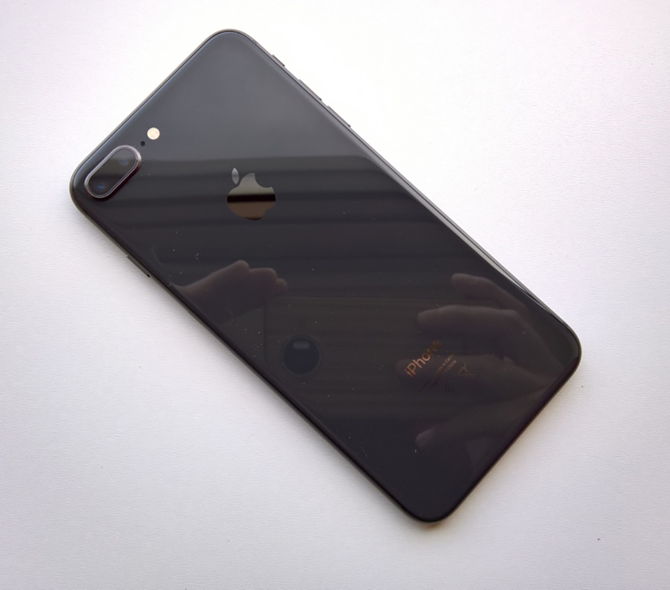 So sánh iPhone 12 và iPhone 8 Plus (ảnh 6)