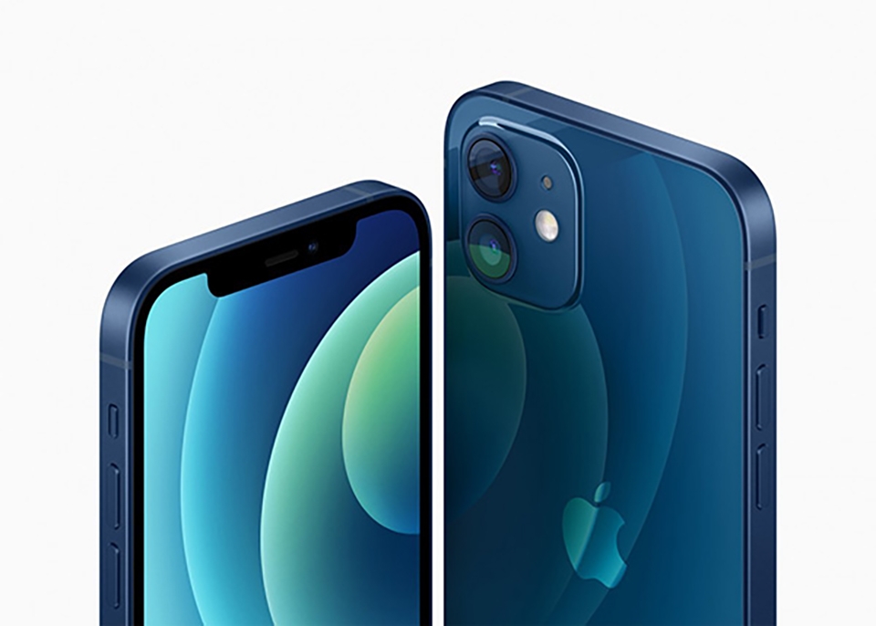 So sánh iPhone 12 và iPhone 8 Plus (ảnh 1)