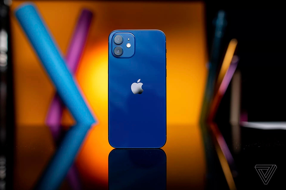 iPhone 12 iPhone 12