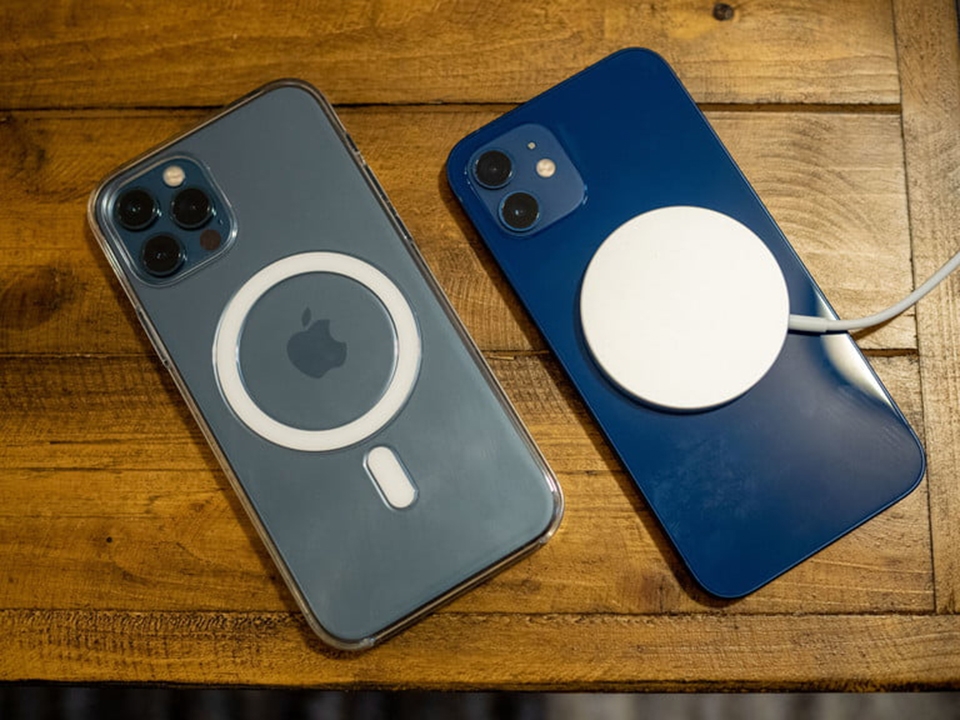 iPhone 12 vs iPhone 12 Pro