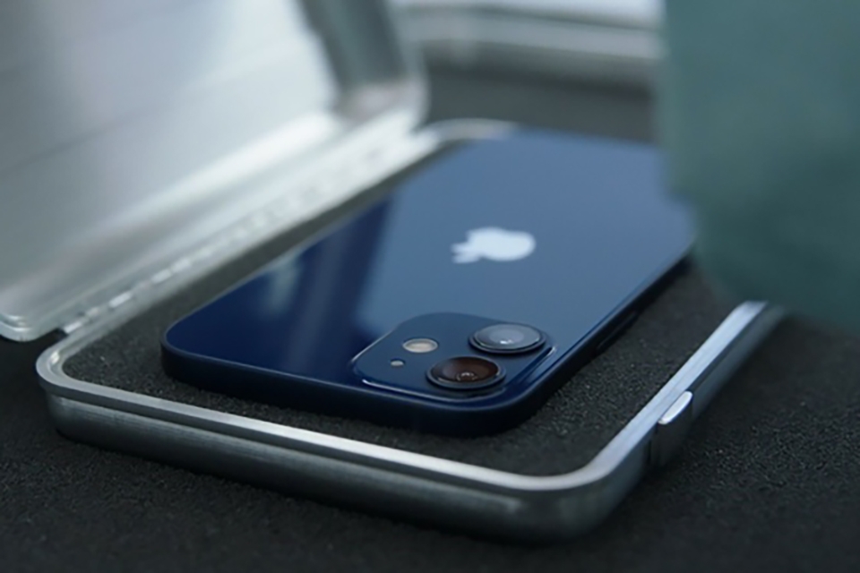 iPhone 12 mini