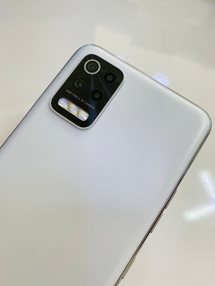 Ảnh thực tế LG Q52 (ảnh 3)