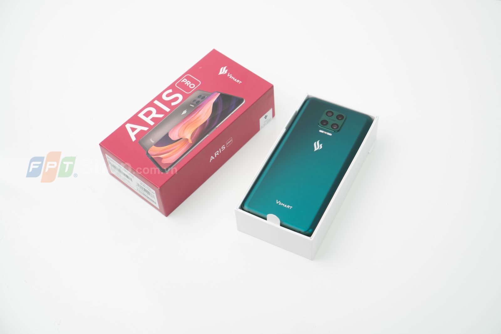 Trên tay Vsmart Aris Pro: Khi camera selfie hoàn toàn biến mất! 3