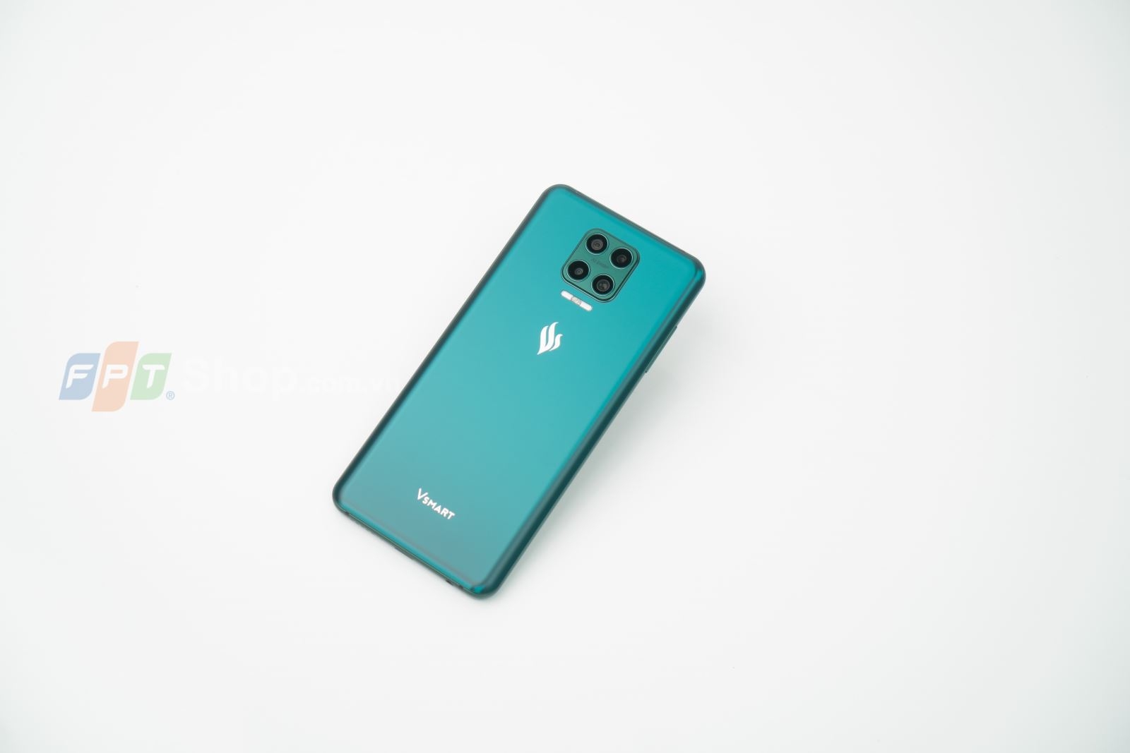 Trên tay Vsmart Aris Pro: Khi camera selfie hoàn toàn biến mất! 6