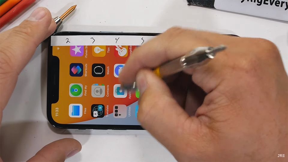Tra tấn iPhone 12 Pro (ảnh 2) Tra tấn iPhone 12 Pro (ảnh 2)