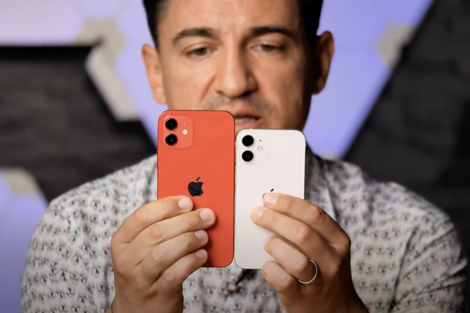 Trên tay iPhone 12 mini (ảnh 1)