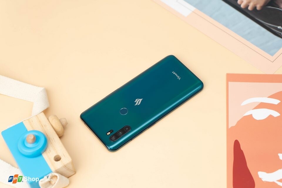 Vsmart Active 3 Vsmart Active 3