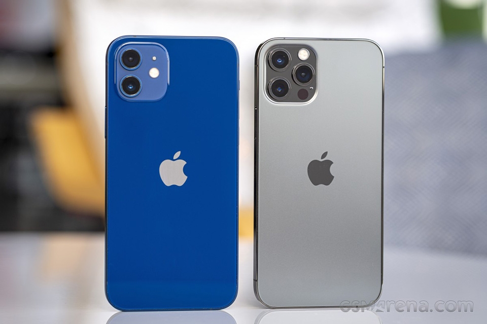 Apple tăng cường sản xuất iPhone 12 vì bán quá chạy Apple tăng cường sản xuất iPhone 12 vì bán quá chạy