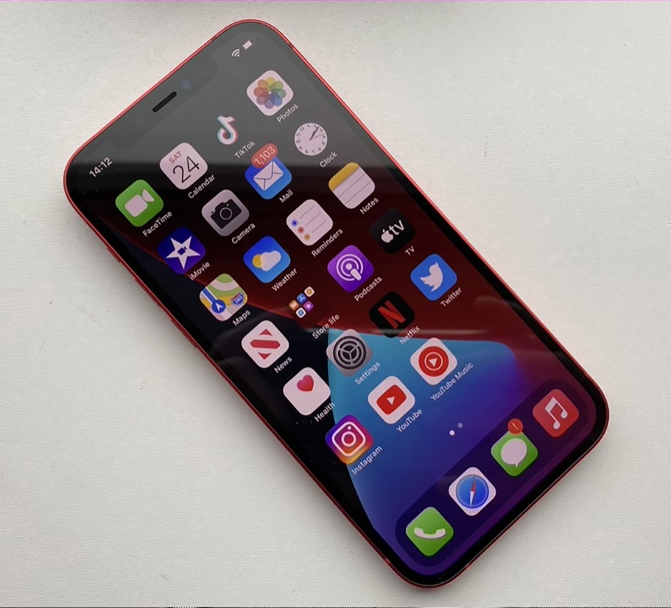 So sánh iPhone 12 mini và iPhone 8 (ảnh 2)