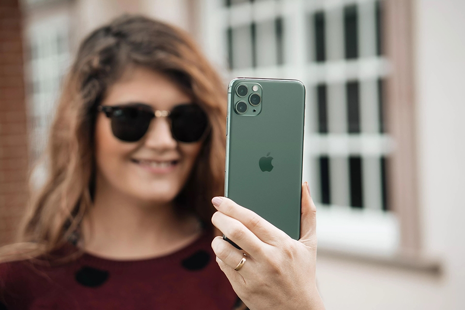 iPhone 12 iPhone 12