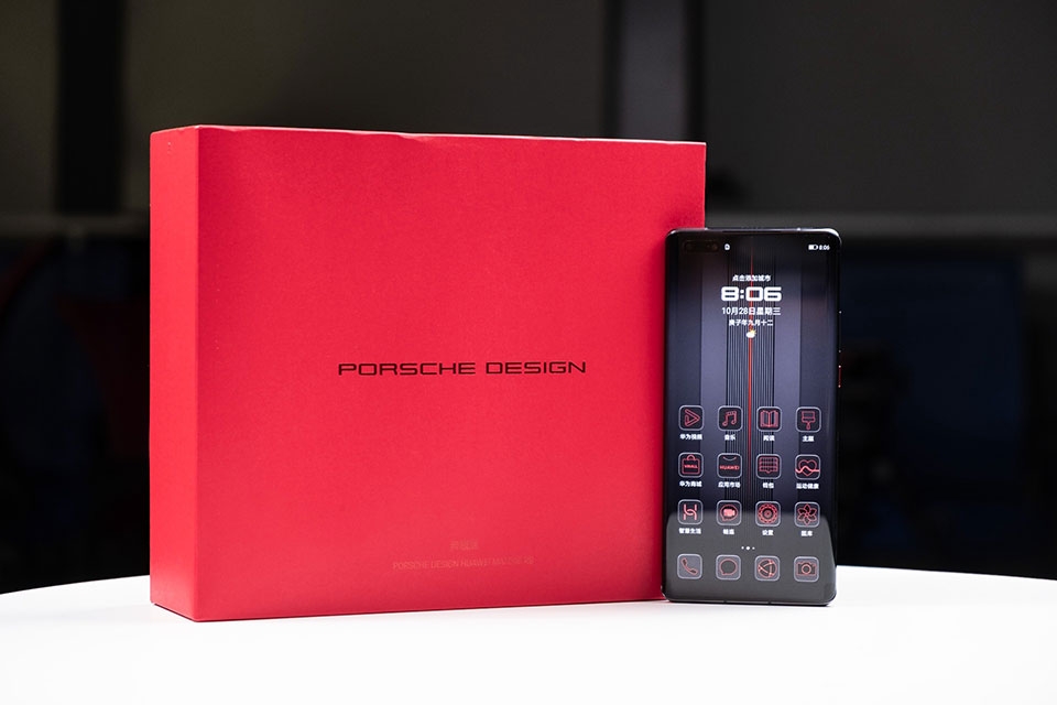 Mate 40 RS Porsche Design