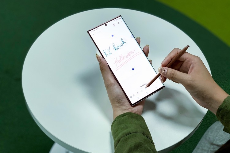 "Khởi nghiệp" cùng Galaxy Note20 Series