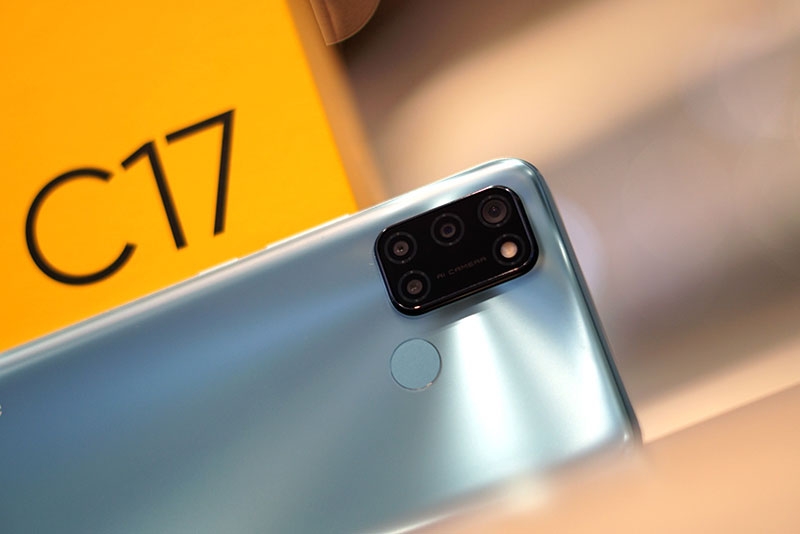 Camera sau Realme C17