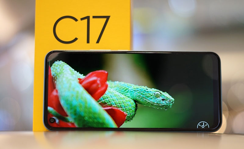 Phụ kiện trong hộp Realme C17