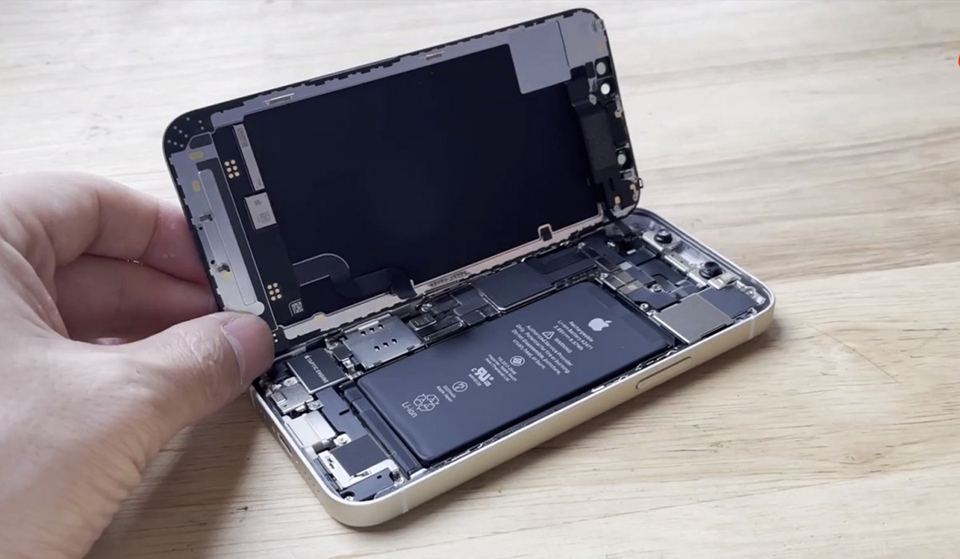 Mô bụng iPhone 12 mini (ảnh 1)