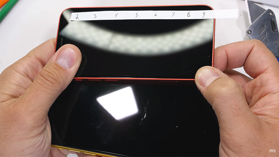 Tra tấn iPhone 12 Pro Max và iPhone 12 mini (ảnh 3) Tra tấn iPhone 12 Pro Max và iPhone 12 mini (ảnh 3)