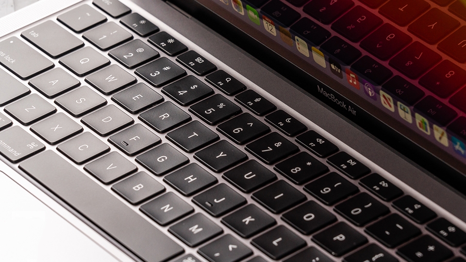 MacBook Air mới