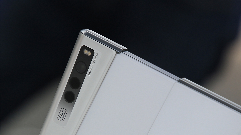 OPPO X 2021