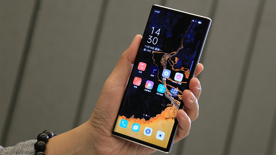 OPPO X 2021