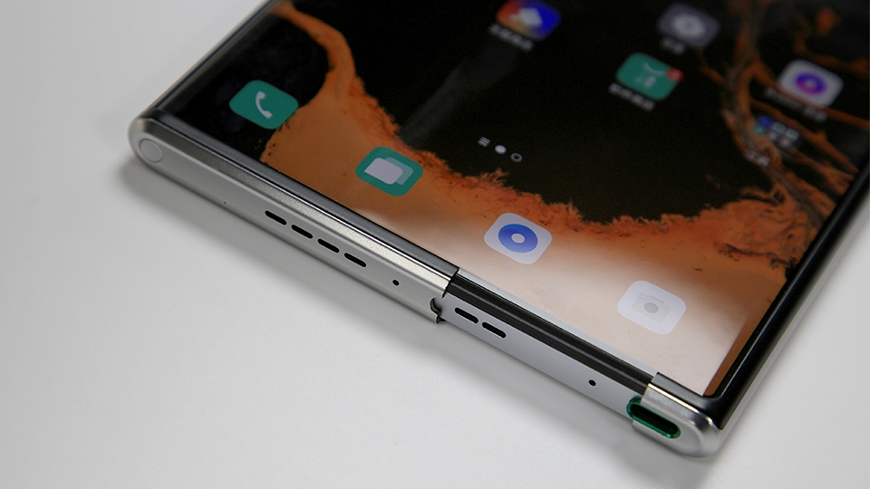 OPPO X 2021
