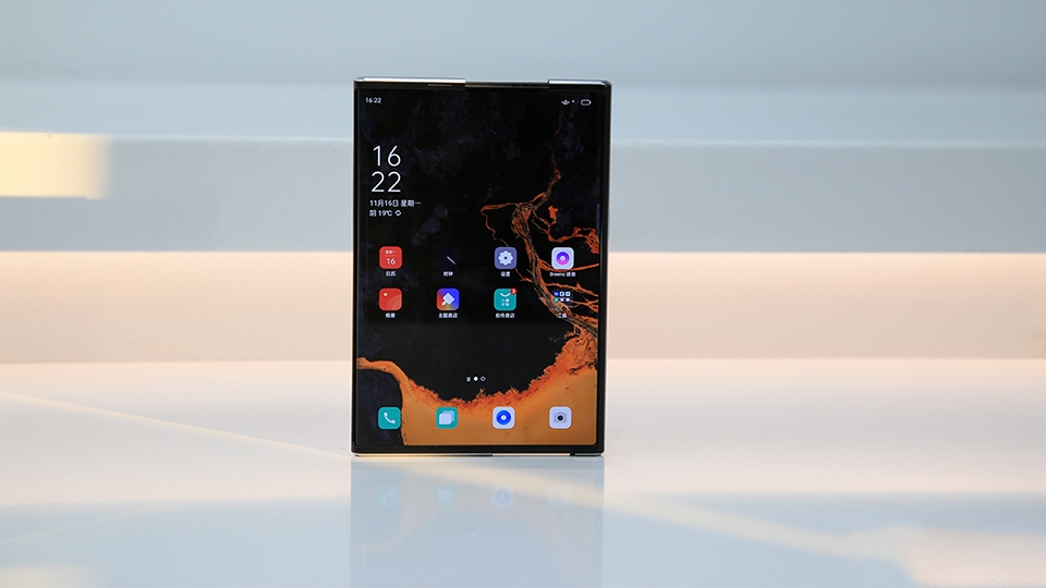 OPPO X 2021
