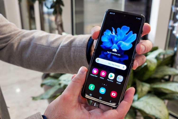 Samsung Galaxy Z Flip nhận bản cập nhật One UI 3.0 beta