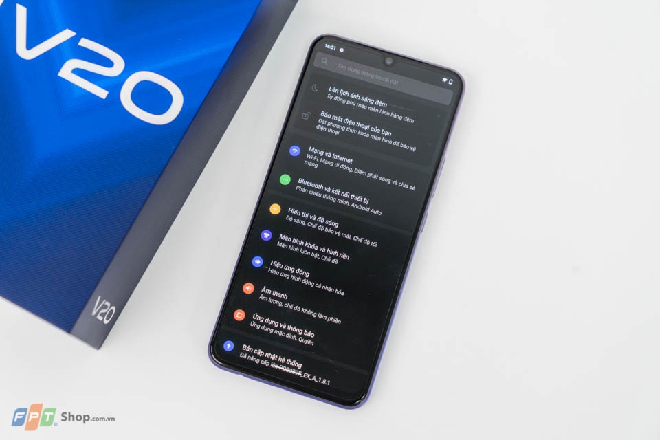 Vivo V20