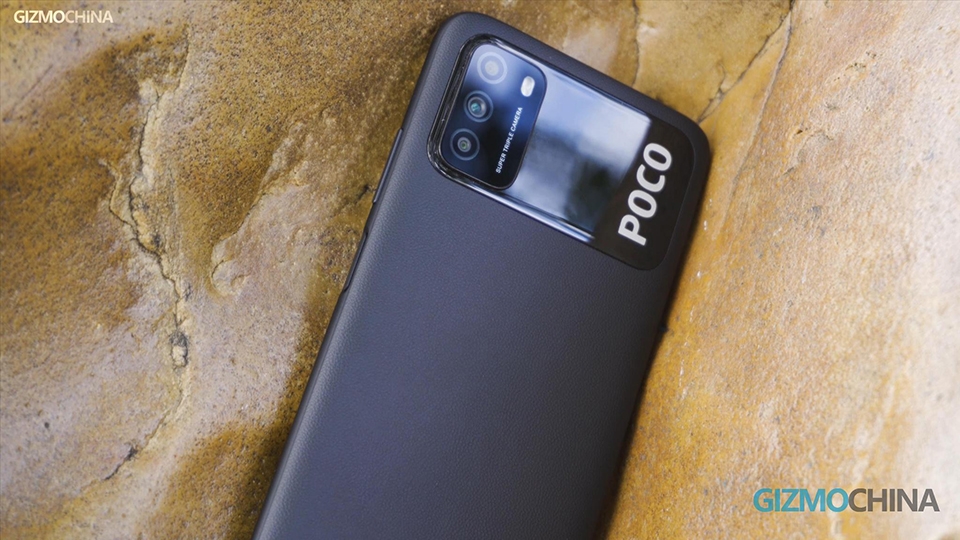 Trên tay POCO M3 (ảnh 1) Trên tay POCO M3 (ảnh 1)