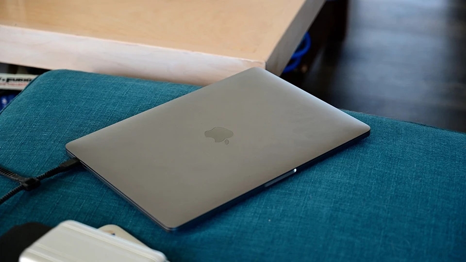 Macbook M1
