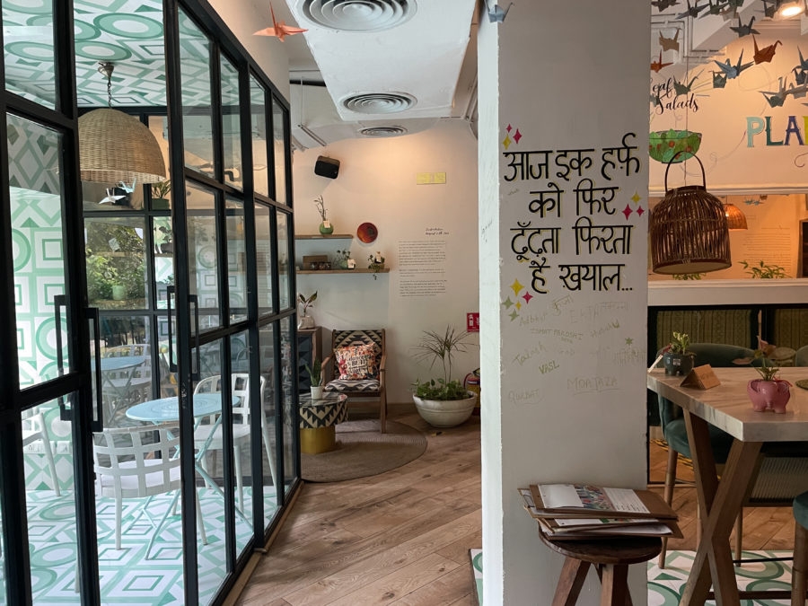 Camera iPhone 12 vs Samsung Galaxy S20 FE Camera iPhone 12 vs Samsung Galaxy S20 FE