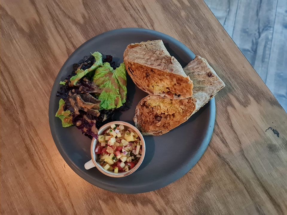 Camera iPhone 12 vs Samsung Galaxy S20 FE Camera iPhone 12 vs Samsung Galaxy S20 FE