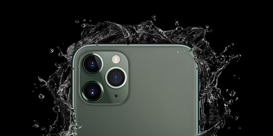 Apple bị phạt 10 triệu Euro vì gây hiểu lầm về khả năng chống nước của iPhone Apple bị phạt 10 triệu Euro vì gây hiểu lầm về khả năng chống nước của iPhone