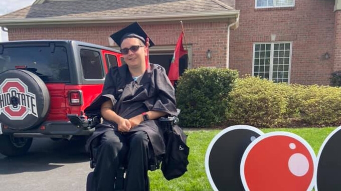 Thêm một người nữa được cứu sống nhờ cảnh báo của Apple Watch