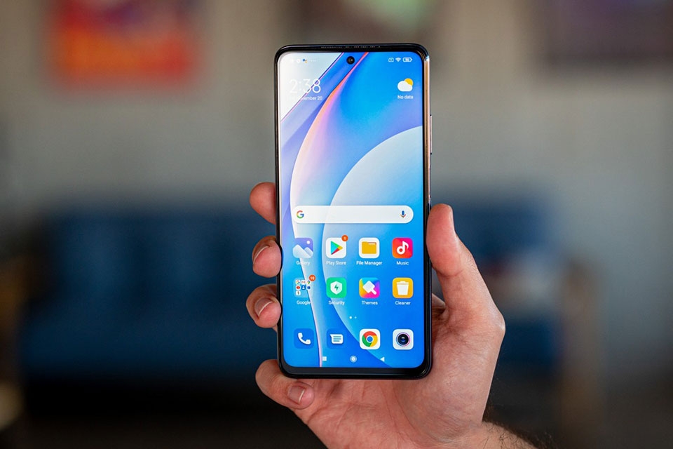 Xiaomi Mi 10T Lite 5G | Màn hình thiết kế đục lỗ