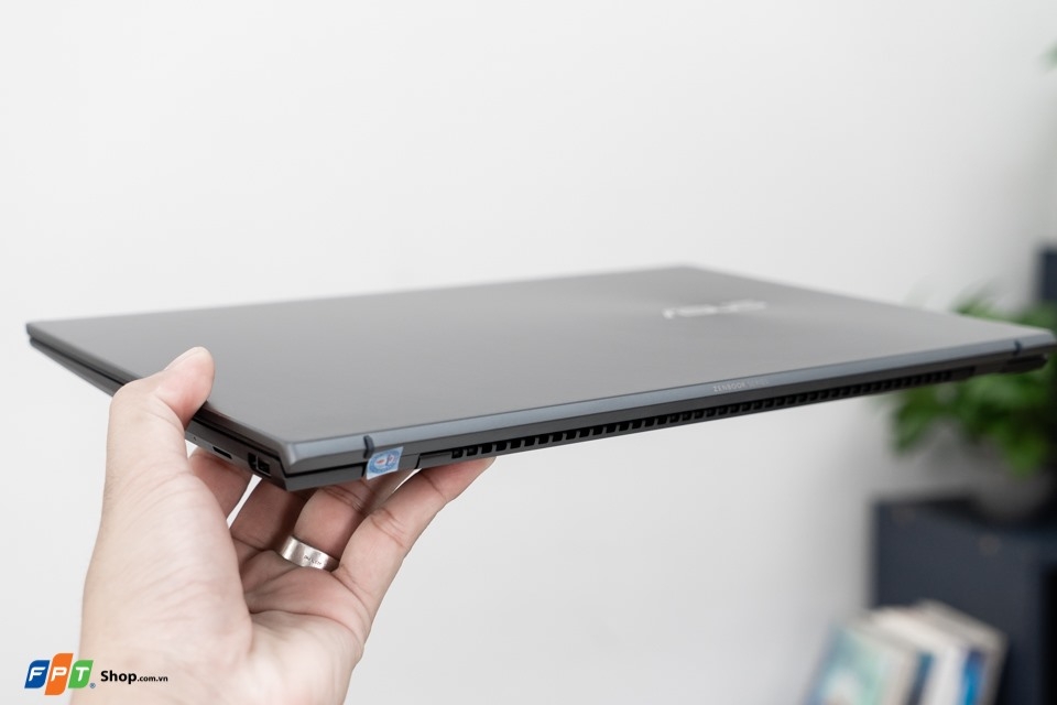 5 chiếc laptop chạy chip Intel thế hệ 11 hấp dẫn nhất 2020 3