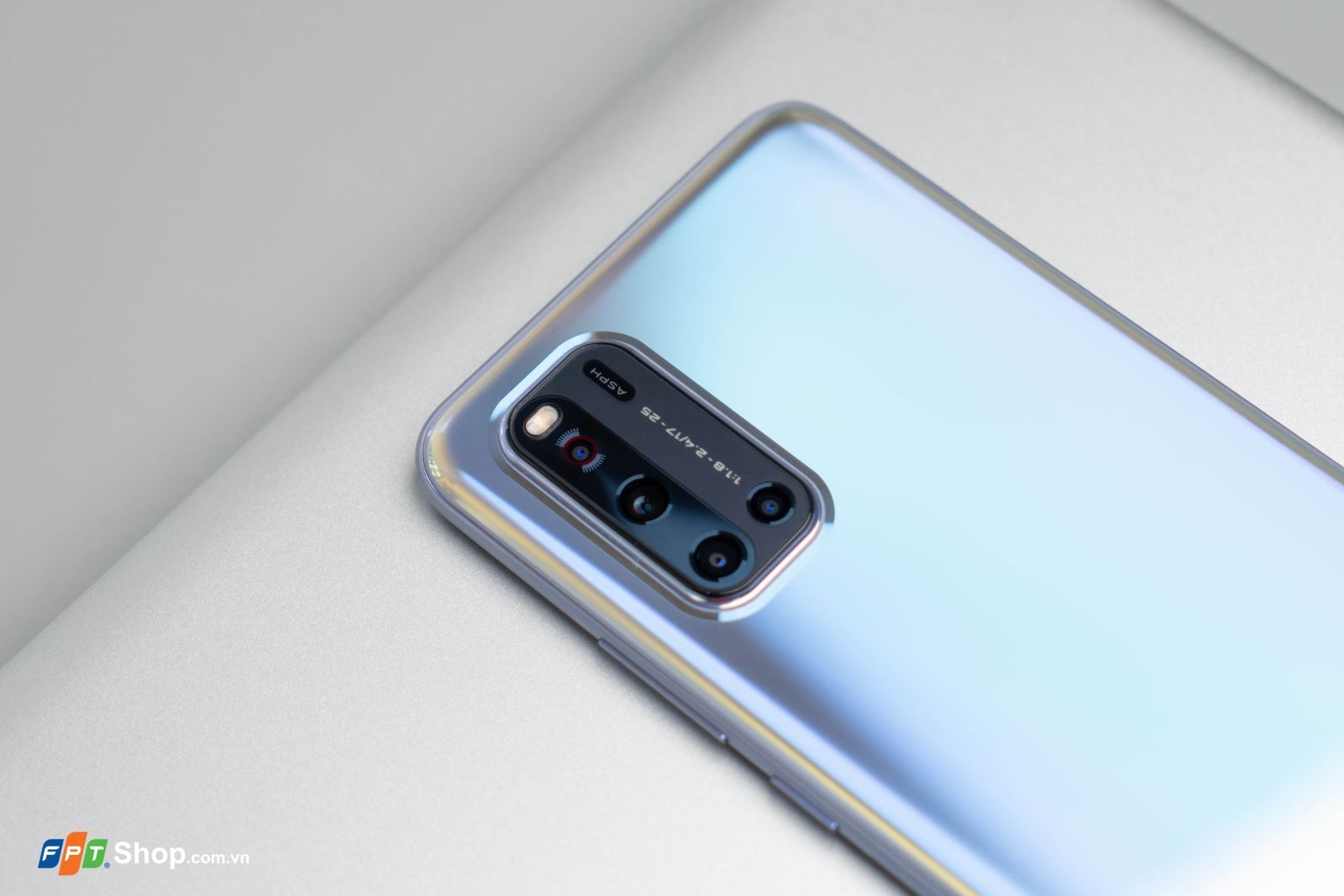 Vivo V19