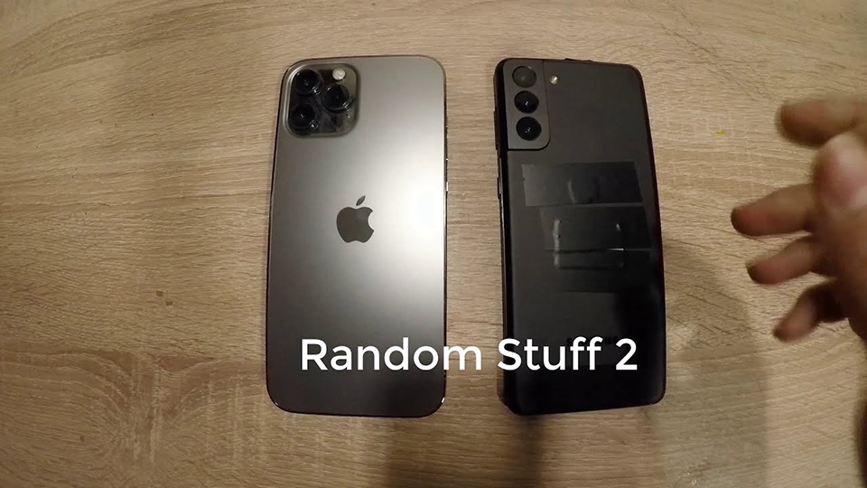 Galaxy S21+ và iPhone 12 Pro Max (ảnh 1)