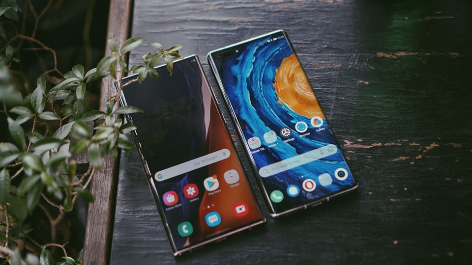 Samsung Galaxy Note 20 Ultra vs Huawei Mate 40 Pro
