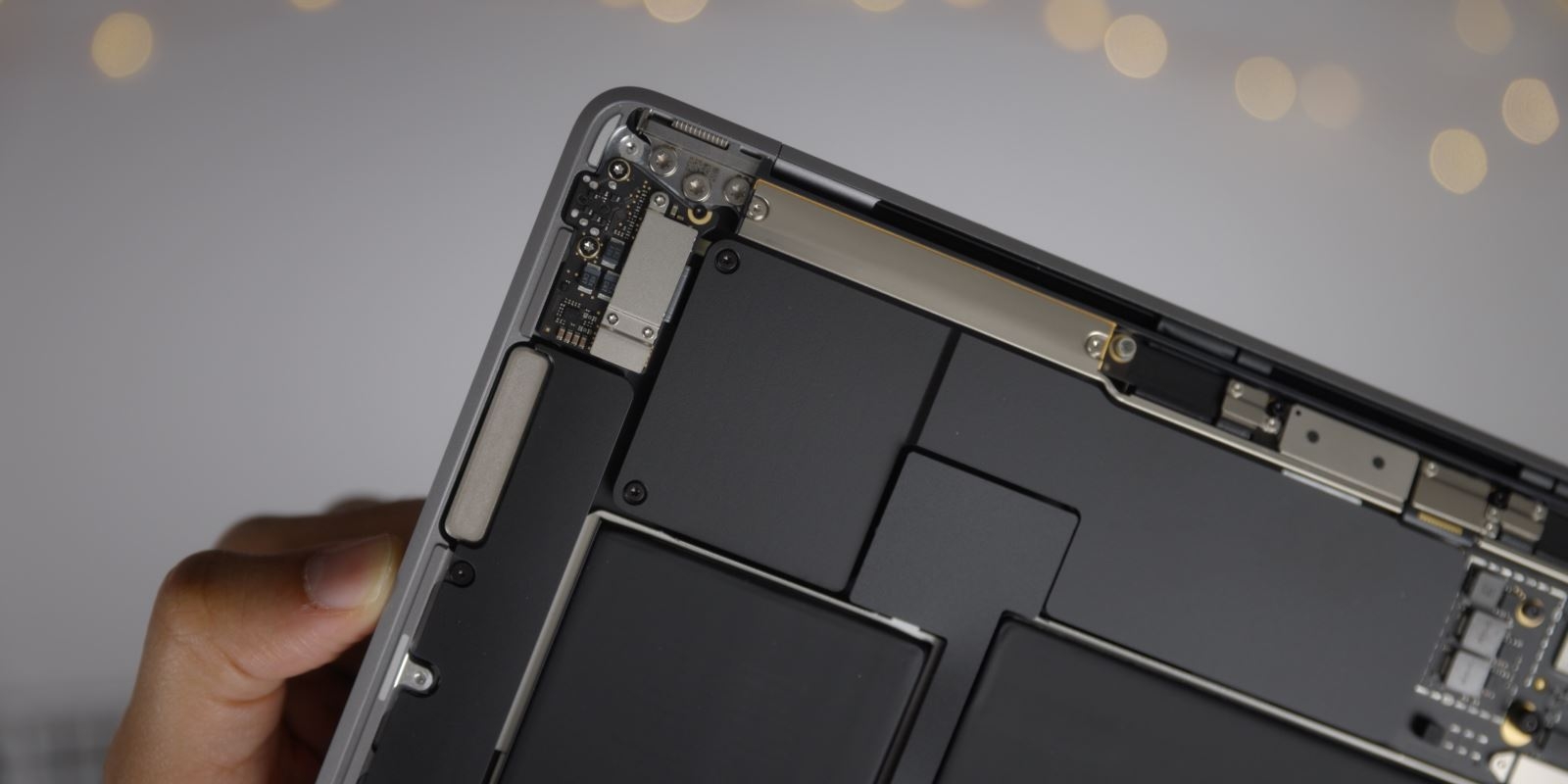 Đánh giá MacBook M1 03