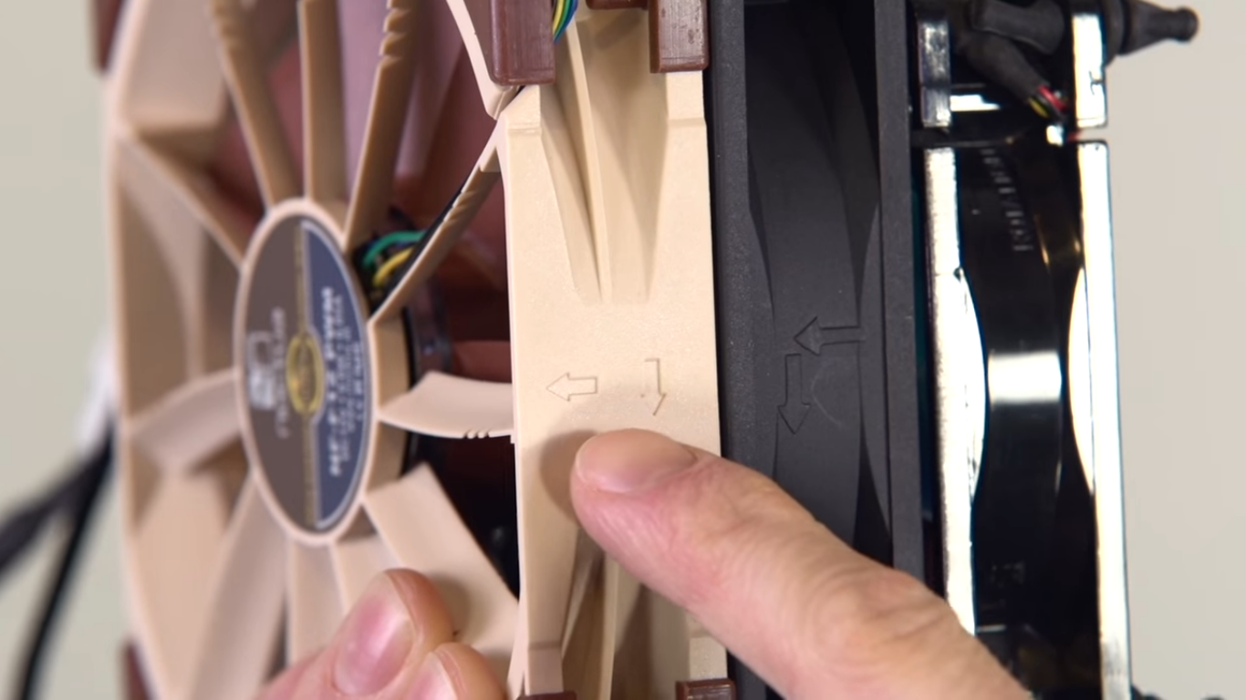 hướng thổi của quạt tản nhiệt