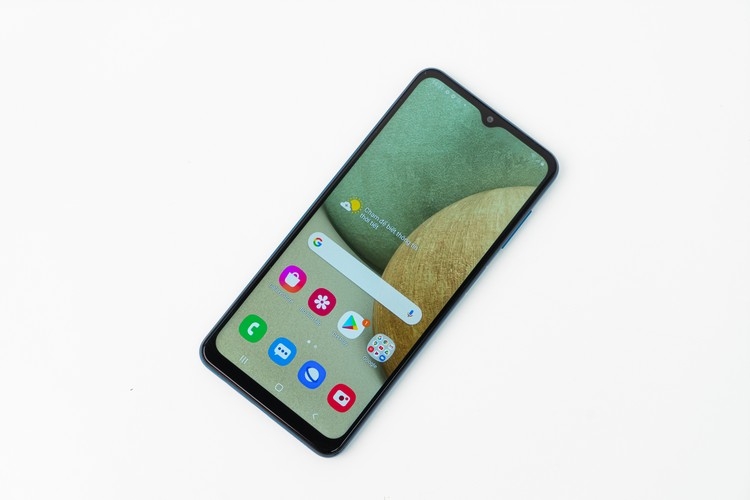 Điện thoại Samsung Galaxy A12 | Không gian màn hình lớn Điện thoại Samsung Galaxy A12 | Không gian màn hình lớn