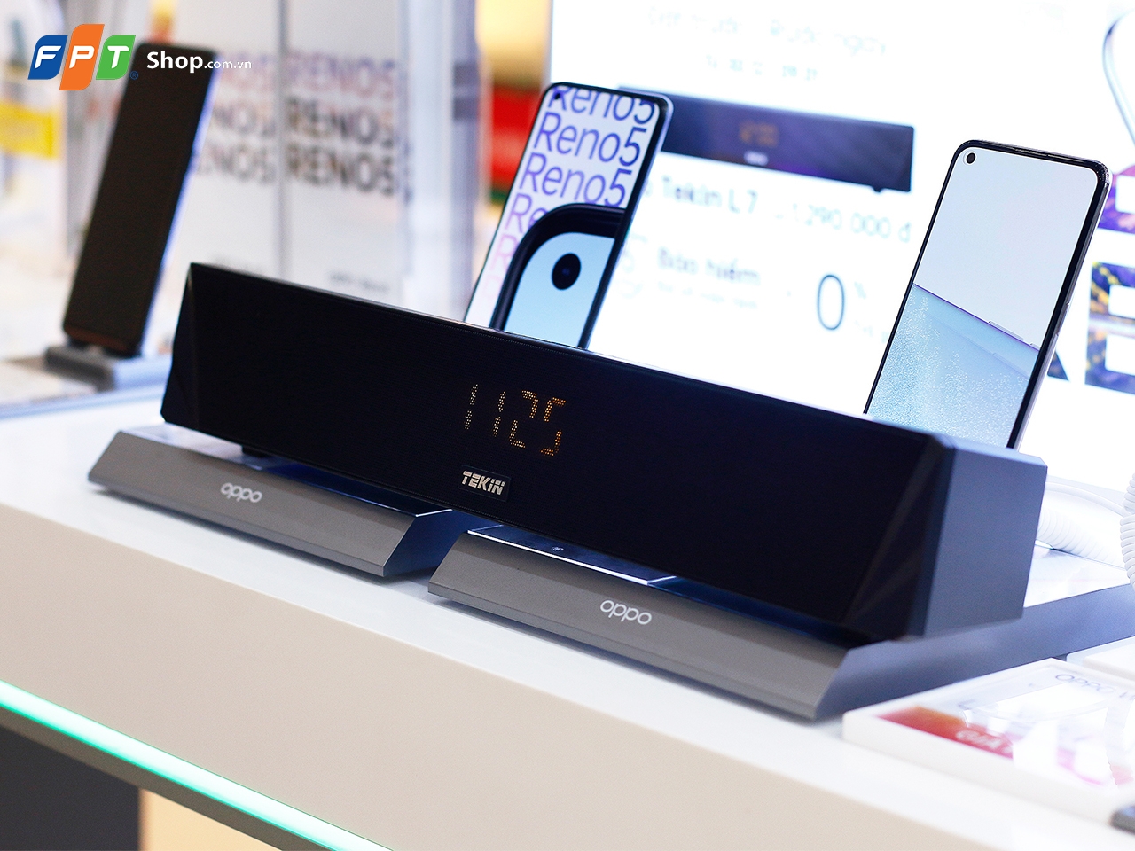 Đặt trước OPPO Reno5 tại FPT Shop, nhận ngay nhiều ưu đãi Đặt trước OPPO Reno5 tại FPT Shop, nhận ngay nhiều ưu đãi