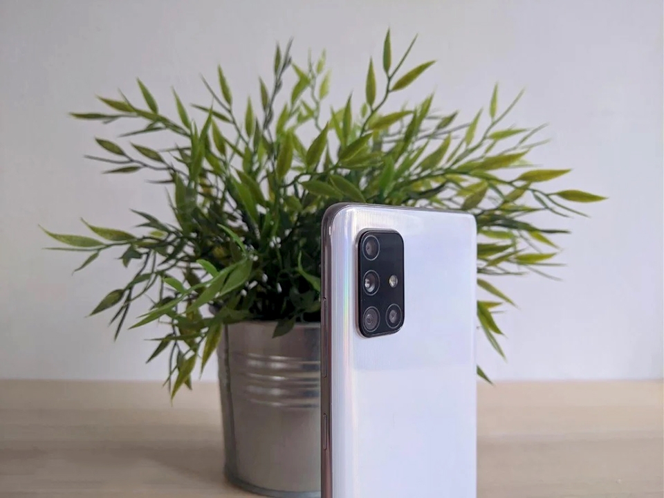 Samsung Galaxy A71