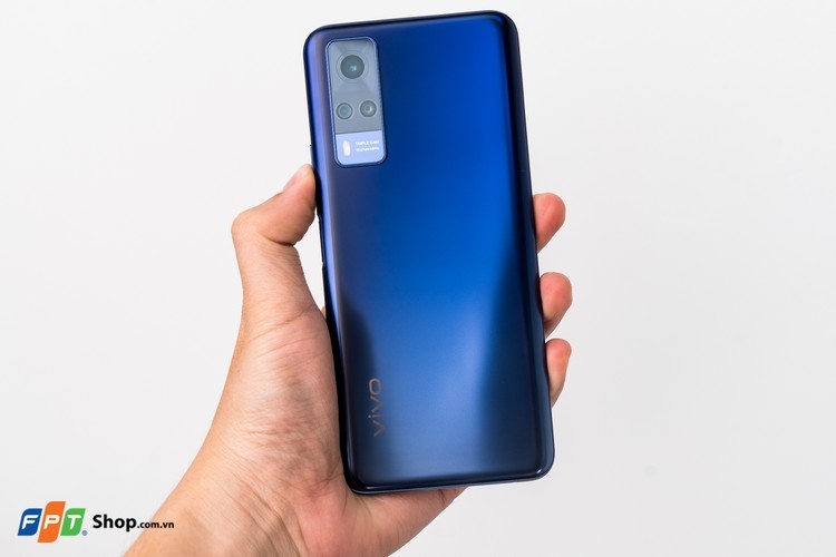 Trên tay vivo y51