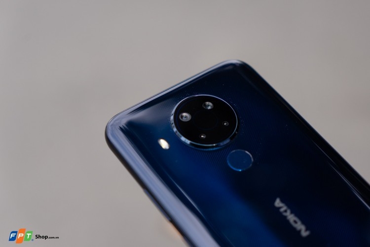 Điện thoại Nokia 5.4 | Trang bị cụm camera tròn